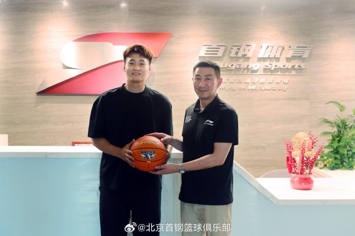 和杜锋指导, 照料