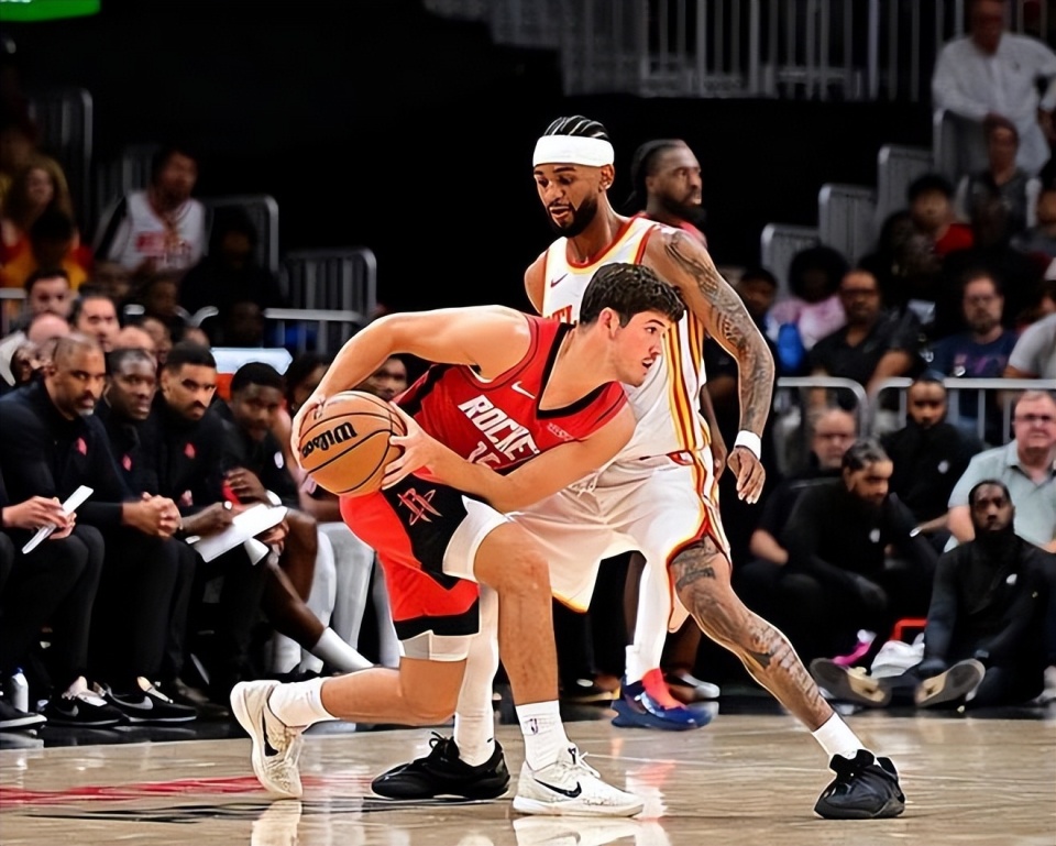 om, src, 谢泼德在本 om, src, 谢泼德在本